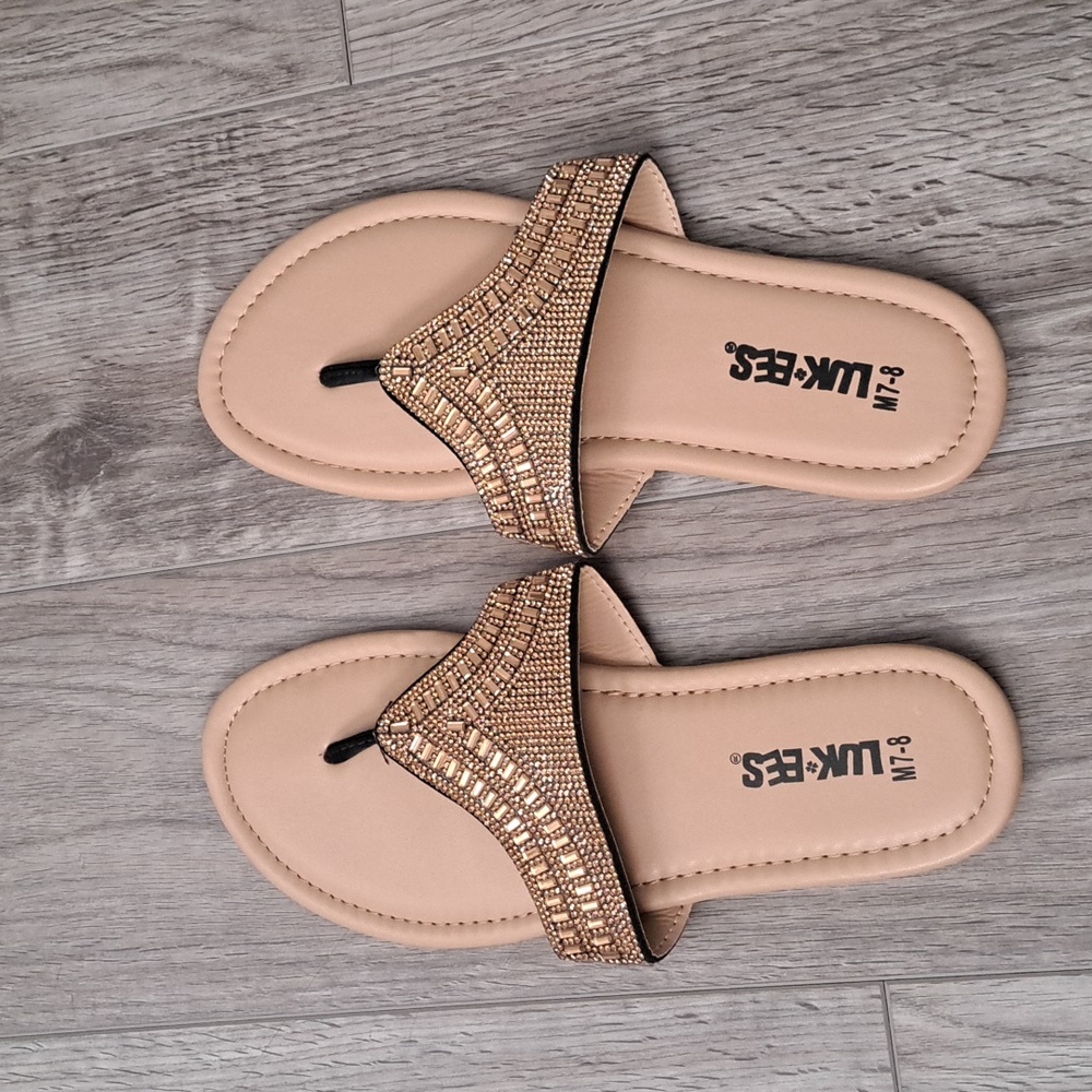 Brand new Sandals w/o tags